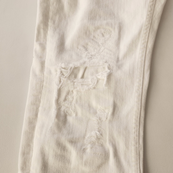 NWOT- Zara Men's White Distress Skinny Jeans - Picture 4 of 11